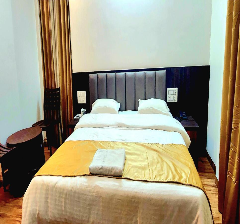 Hotel Shiv Sangram Ahmednagar Extérieur photo