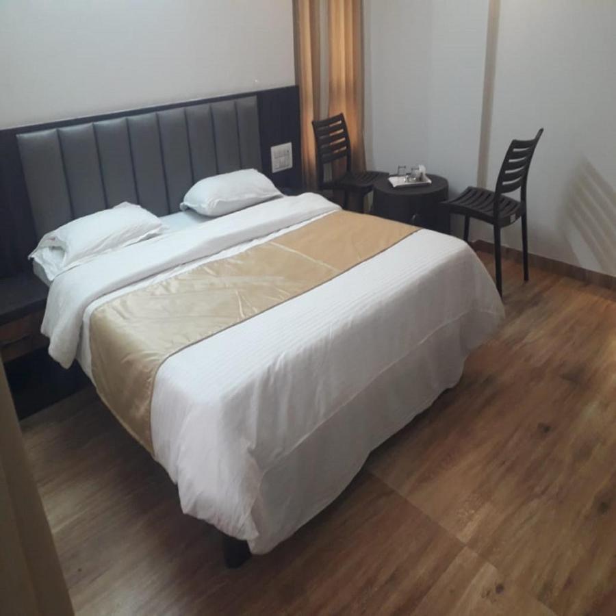 Hotel Shiv Sangram Ahmednagar Extérieur photo