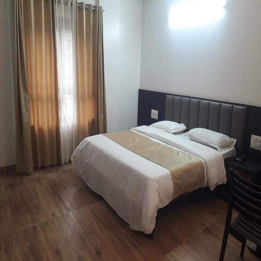 Hotel Shiv Sangram Ahmednagar Extérieur photo
